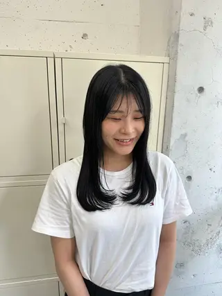 ロング MUKU所属・MUKU ひかるのヘアスタイル