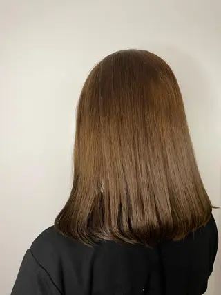 ミディアム カラー ash  takasaki所属・大塚 友茉のヘアスタイル