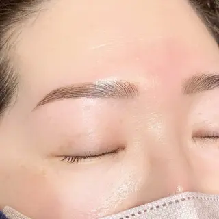 アイブロウ eye salon Fair 岡﨑のマツエク・マツパデザイン