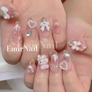 ネイル Emir Nailのネイルデザイン