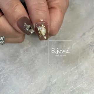 ネイル S♡JEWEL所属・S. JEWELのネイルデザイン