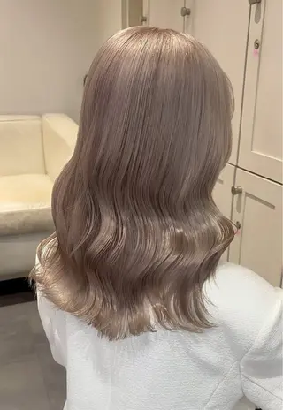 セミロング カラー ベレーザ渋谷所属・圧倒的クオリティのブ リーチ/Tomokiのヘアスタイル