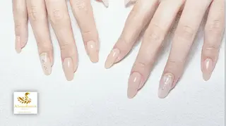 ミディアム ネイル 完全予約制個室サロン Abundancesのネイルデザイン