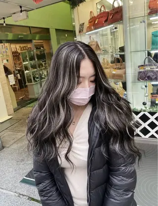 ロング カラー ROBIN所属・指名数No.1 /NAOYAのヘアスタイル