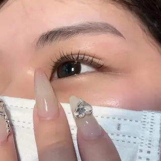 マツエク・マツパ 艶髪カラー💙ྀི/ アイ兼任👀/ミナルのマツエク・マツパデザイン