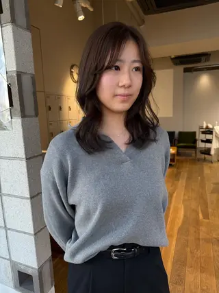 ミディアム 松本 夏海のヘアスタイル