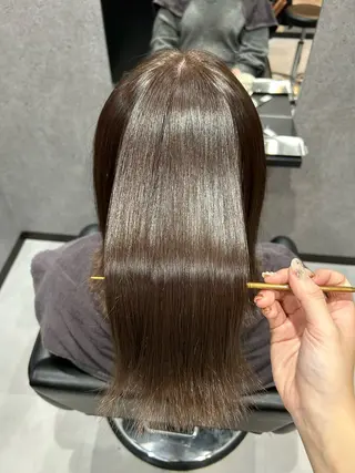 ミディアム 佐野 彩音のヘアスタイル
