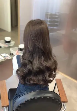 ロング カラー 宮本 優のヘアスタイル