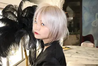 ミディアム SHIN レイヤー‪‪カットのヘアスタイル