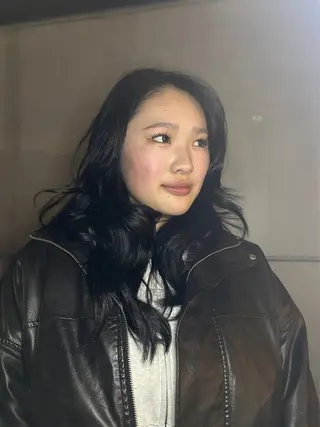 ロング カラー Inity／ Nina✩.*˚のヘアスタイル