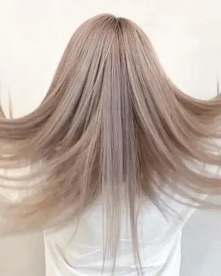 ミディアム カラー ハイトーン特化サロン 代表　中谷蓮のヘアスタイル