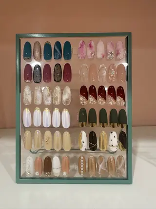 ネイル She Nail studio原宿店所属・akari原宿 プライベートサロンのネイルデザイン