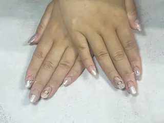 ネイル more Private Nail Salon所属・K. makiのネイルデザイン