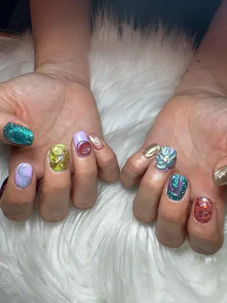 ネイル Laumi NAIL SALON（ラウミーネイルサロン）所属・U Nanaseのネイルデザイン