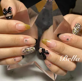 ネイル 𝑩𝒆𝒍𝒍𝒂 𝒏𝒂𝒊𝒍のネイルデザイン