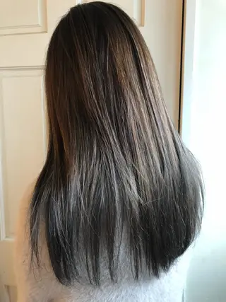 カラー 【代表】高山 一真のヘアスタイル