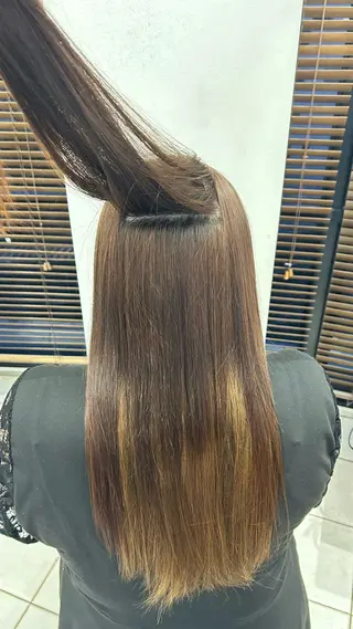 ロング パーマ 髪質改善／艶髪／ タカハシ セリナのヘアスタイル