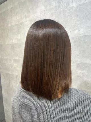 セミロング カラー 中園 紫音のヘアスタイル