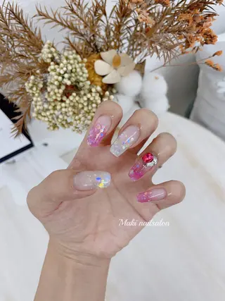 ネイル マキ ネイルサロンのネイルデザイン