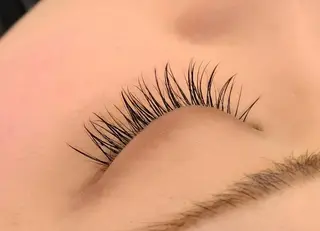 マツエク・マツパ 岡田詩織 MODE Ks松原店のヘアスタイル