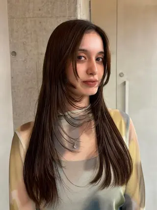 ロング 中川 舞依のヘアスタイル