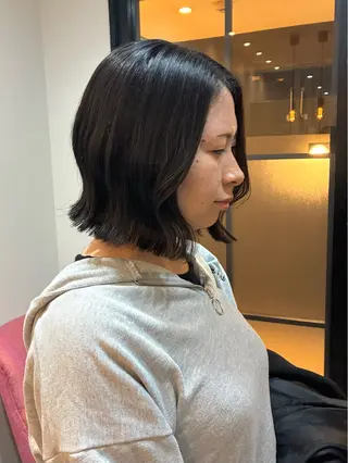 ミディアム 柴田真衣 /ナチュラル/半個室のヘアスタイル