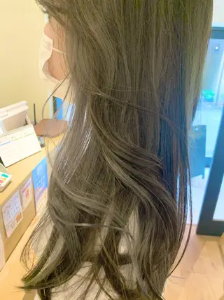 セミロング NEWI 京橋 【yoko】のヘアスタイル