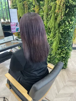 ロング 丸岡 成穂のヘアスタイル