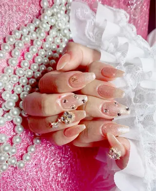 ネイル なお 🐝のネイルデザイン