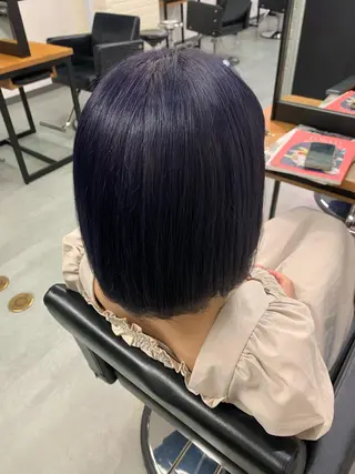 ショート カラー FURUKAWA JUNYAのヘアスタイル