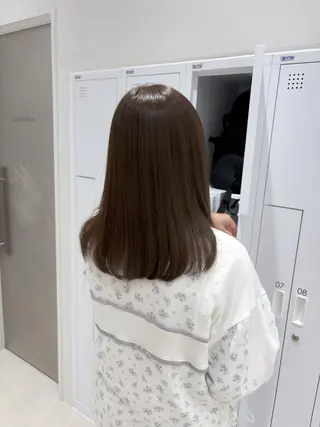 セミロング カラー SALOWIN京都河原町suite店所属・うる艶カラー／ 髪質改善／arisaのヘアスタイル