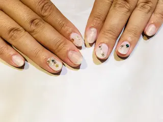 ネイル 舞田 苑香のネイルデザイン