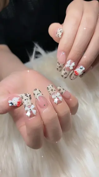 ネイル PEEKABOO NAIL 梅田のネイルデザイン