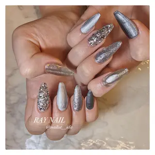 ネイル Arowa 伊田のネイルデザイン