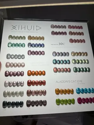 ネイル UniqueNail さとみのネイルデザイン