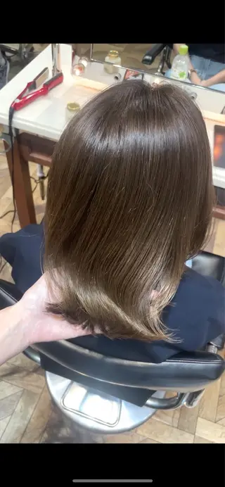 ミディアム カラー BEBE所属・ご新規様限定 透明感カラーKANAのヘアスタイル