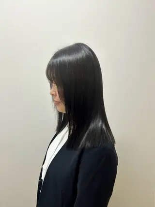 ロング カラー レナークウィズ　北川 愛璃のヘアスタイル
