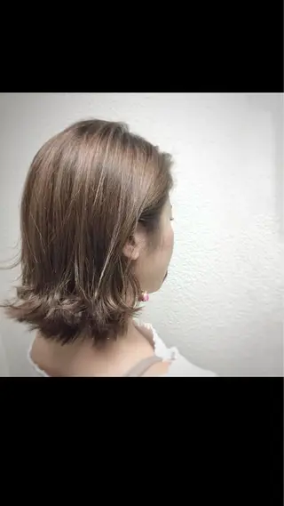 ミディアム カラー ヘアアレンジ BonD hairのヘアスタイル