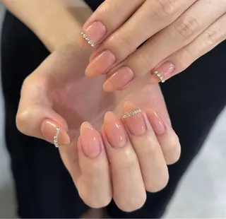 ネイル u1salon所属・ゆい ユイのネイルデザイン