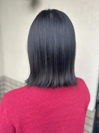 ミディアム カラー 沢田 瞳のヘアスタイル