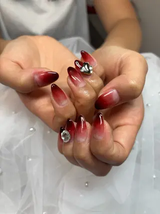 ネイル 三本 綾奈のネイルデザイン
