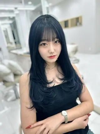 ロング 似合わせ/レイヤー /顔まわり/池田歩樹のヘアスタイル