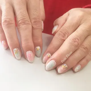 ネイル Petit Fleur所属・青柳 亜梨奈のマツエク・マツパデザイン