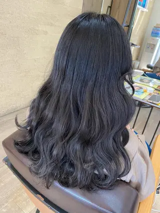 セミロング ELEN 新百合ヶ丘のヘアスタイル