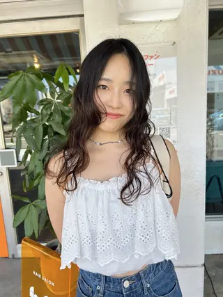 ロング shiho/レイヤー /透明感カラーのヘアスタイル