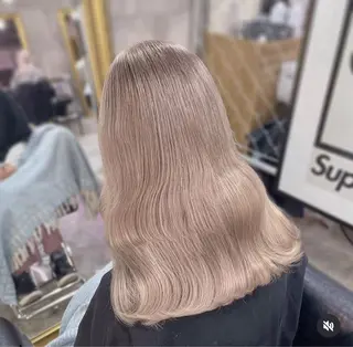 セミロング カラー MIRAC所属・Ryoichi⛓️ 韓国ヘア/ハイトーンのヘアスタイル