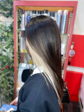 セミロング ゆぴ☾‪/推しカラー /ハイトーンのヘアスタイル