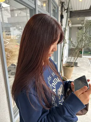 ロング 本澤 朋香のヘアスタイル