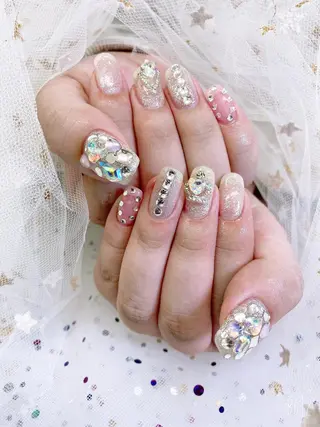 ネイル 🦋ネイルサロン ブラン🌈ゆりのネイルデザイン