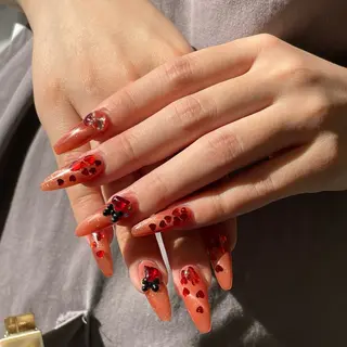 ネイル アンリッシュ新宿店 kousakaのネイルデザイン